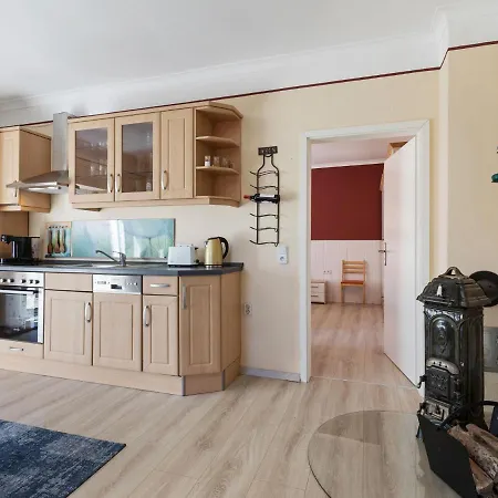 Elegant Apartment With Garden In Gingst Værelse billede