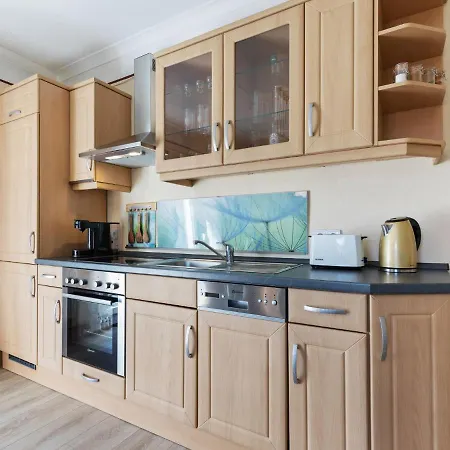Elegant Apartment With Garden In Gingst Værelse billede