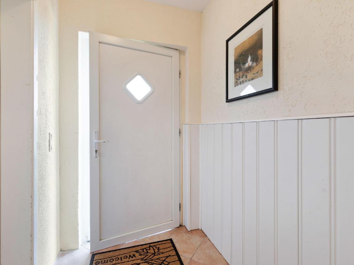 Apartment Elegant With Garden In Gingst