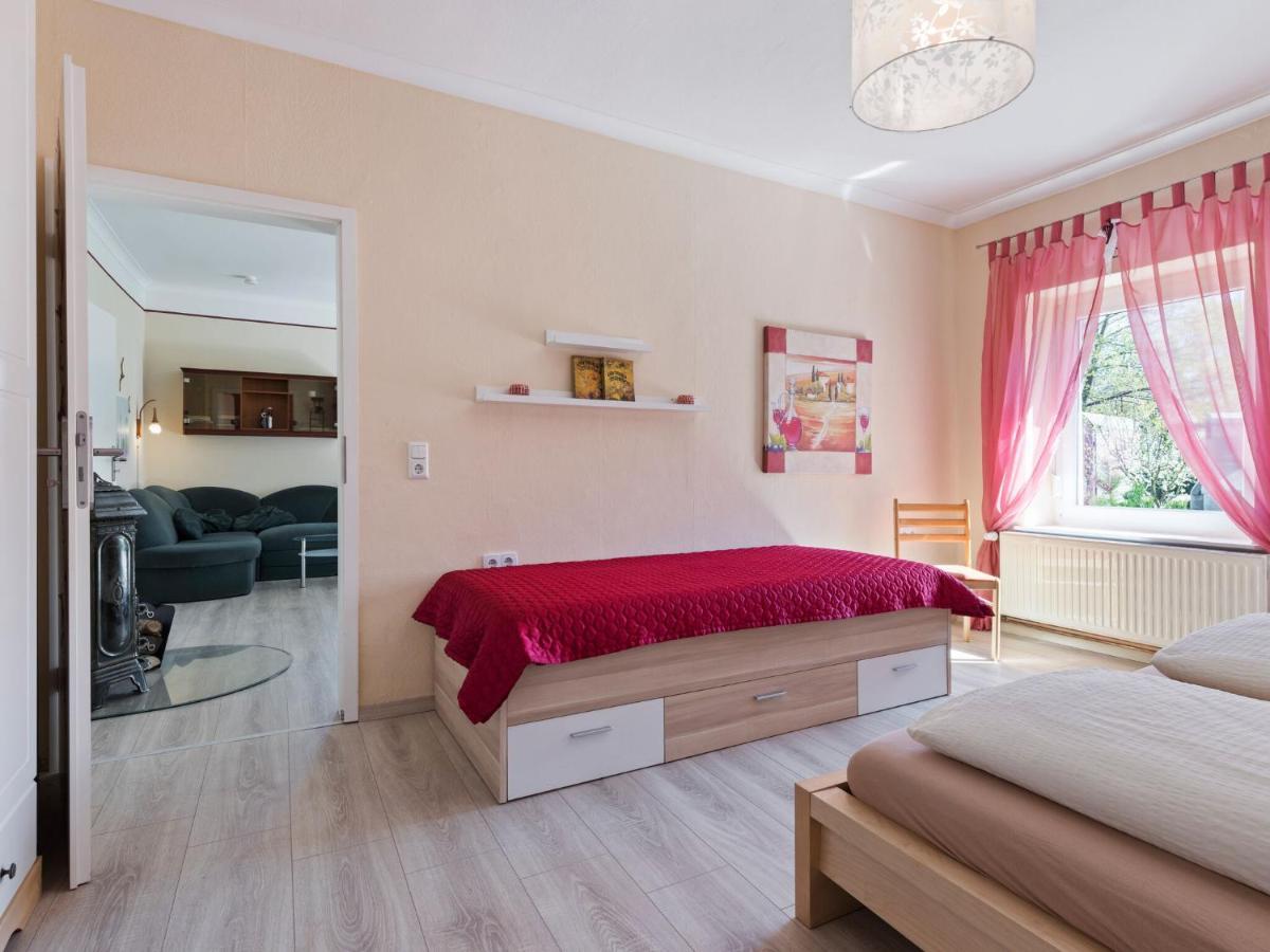 Elegant With Garden In Apartment *